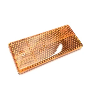 Genuine Mercedes Benz Actros Side Fender Reflector Amber 69x31.5mm A0028262178 - Picture 1 of 3