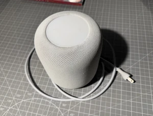 HomePod Gen 2 - For Parts - Picture 1 of 3