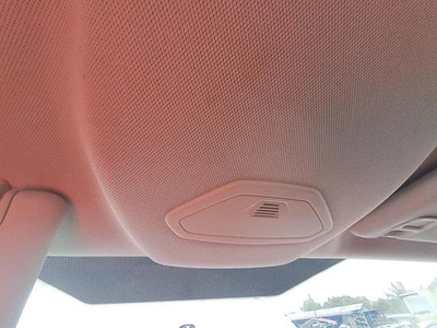 Used Front Upper Center Console fits: 2017 Ford Focus roof w/o ST version Front - Imagem 1 de 4