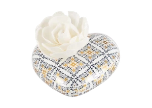 BOMBONIERE HARMONY 2020 MATRIMONIO PROFUMATORE CUORE DEC. TRAMA - Picture 1 of 3