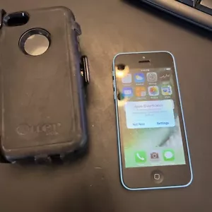 Apple iPhone 5C Blue No Sim Card Black Otterbox Case - Zdjęcie 1 z 4