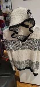 Girls Size 10 Justice Soft Sweater - Picture 1 of 2