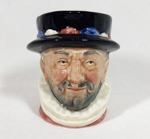 Royal Doulton Beefeater Small Toby Mug Jug Figurine 3.25"H 1946 D6233 - Picture 1 of 8