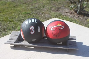 SPALDING - NBA - MIAMI HEAT & DEWAYNE WADE -7" MINI BASKETBALLS - SOUVENIRS - Picture 1 of 5