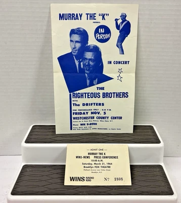 MURRAY THE "K" The Fifth Beatle RIGHTEOUS BROTHERS Concert Flyer & 1964 WINS tkt Foto 1 de 4