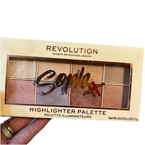 The Makeup Revolution Soph x Revolution Highlighter Palette *NEW* - - Picture 1 of 4