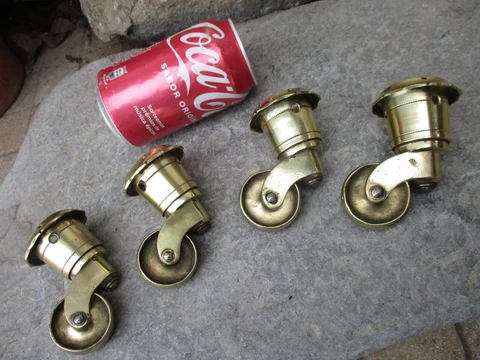 Vintage Large 4 Brass Round Cup Castors Swivel Wheels Furniture Table Chair Legs Cover