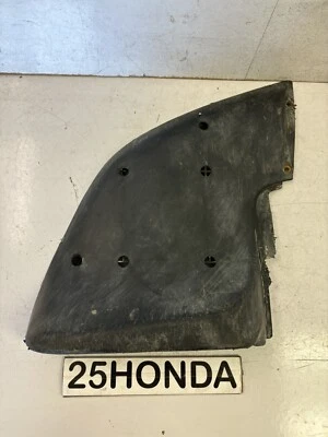 2000-2006 Honda Insight inferior sob tampa de para-choque de borracha driver lateral ZE1 raro - Imagem 1 de 4