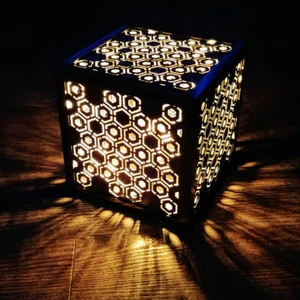 Leuchtwürfel Miyu #014 aus Stahl von LICHTfunken - Lichtwürfel Cube / Würfel - Picture 1 of 5