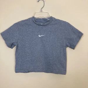 The Nike Tee Loose Fit Girls XS Gray Cropped T Shirt - Picture 1 of 5