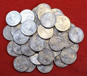 2017-P Ozark Riverways Quarters 40 Coin roll Circulated - Picture 1 of 4