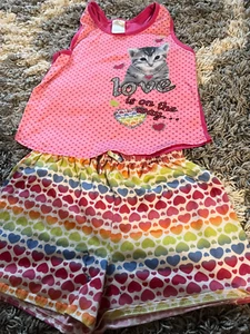 Girl's Sleepwear Love Is on the Way... Pajama Set Girls Size Large (10 - 12) - Picture 1 of 10