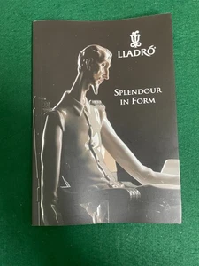 LLADRO SPLENDOUR IN FORM 47 PAGES BOOK - Foto 1 di 6