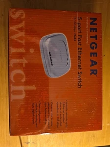 NETGEAR ProSafe FS105 5-Port Fast Ethernet Switch 10/100Mbps FS605 - Picture 1 of 4