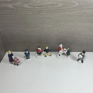 Vintage Weihnachtsdorf Keramik Figuren 5 Stück - Bild 1 von 10