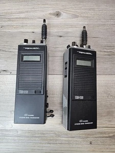 Realistic TRC-216 40 Channel Walkie Talkie Untested  - Afbeelding 1 van 10