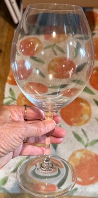 set of 4 signed Riedel large wine champagne 9&1/4” Veritas glasses - Image 1 of 4