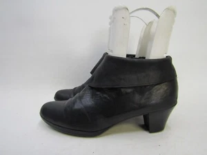 MUNRO Womens Sz 8.5 M Black Leather Zip Heeled Ankle Fashion Boot Booties - Picture 1 of 11
