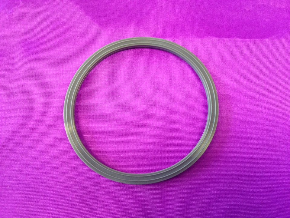 Genuine Kenwood Goblet & Mill Seal For BL370 BL380 BL460 BL470 BL480 BL570 BL580 - Image 1 of 1