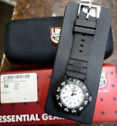 Luminox Series 3000/3900 V3 Analog Watch original Navy Seal Diver white dial.