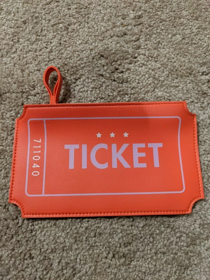 Nueva bolsa de belleza maquillaje Ipsy estuche de viaje almacenamiento muchos eligen de algunos raros Foto 1 de 1