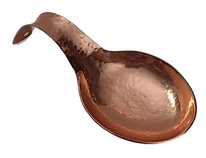 Reposacuchara enchapada en cobre martillado de 10"" hecha en la India arco alto decoración de cocina - Imagen 1 de 13
