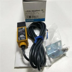 1PC New Omron Photoelectric Switch E3S-RS30B42-30 - Picture 1 of 4
