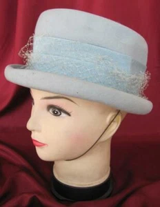 1930s ANTIQUE LADIES FASHION WOMENS HAT FELT VELOUR LIGHT BLUE - Picture 1 of 9