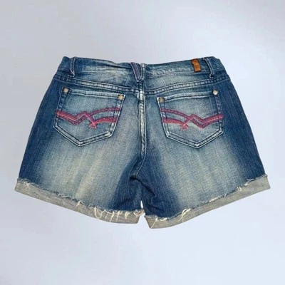 Y2K Vintage Zana Di Jeans Women's Distressed Denim Shorts - Size 5/29" Low-rise  - Изображение 1 из 4