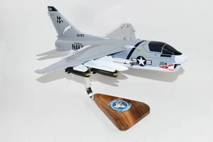 VA-83 Rampagers (1980) A-7e Corsair II Modell, LTV, Scale Model, Navy - Bild 1 von 8