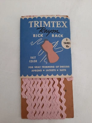 Vintage NIP Trimtex Medium Rick Rack Sewing Trim 100% Rayon ~ Pink ~ 3 Yards - Image 1 of 4