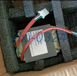 1pcs NEW ThermoFisher 106926-00 220V to 115V transformer DHL shipping - Picture 1 of 3