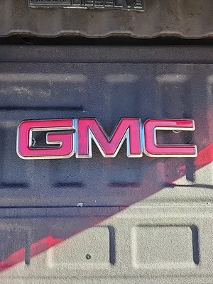 Camión GMC Sierra 94-98 emblema parrilla C/k Yukon Suburban  Foto 1 de 3