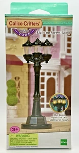 Sylvanian Families Calico Critters Town Series Light Up Street Lamp Accessory - Picture 1 of 13