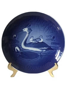Vintage Bing & Grondahl 1978 Mother’s Day Collectors Grebe & Babies Plate 6” - Bild 1 von 6