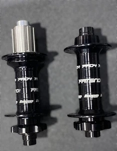 Bujes de aluminio HOPE Pro 4 Fatsno delanteros y traseros Fatbike para Shimano Hyperglide negro - Imagen 1 de 11
