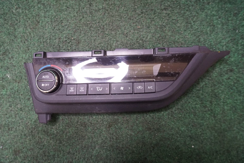 Toyota Corolla 2014 2015 2016 control de aire acondicionado OEM 5590002500 Foto 1 de 4