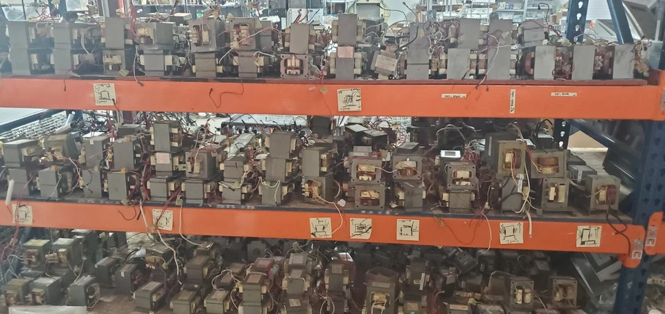 Paquete TRANSFORMADOR de alto voltaje para microondas PROBADO POR FABRICANTE DE EQUIPOS ORIGINALES Soldadura HV Power (LOTE DE 2) Foto 1 de 4