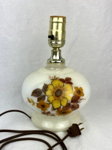Milk Glass Hand Painted Round Table Lamp Vintage Yellow Sunflower Daisy - Picture 1 of 13