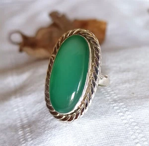 Green Onyx Ring: 925 Sterling Silver  Elegance and Harmony Personified - Picture 1 of 5
