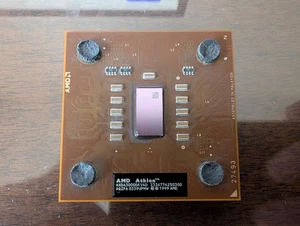CPU AMD Athlon XP3000+ - AXDA3000DKV4D  - 2,167 Ghz - Socket A - Foto 1 di 2