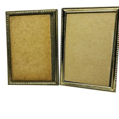 Lote de 2 marcos de fotos grabados en metal dorado vintage coordinados de 3,75X5" cabaña Foto 1 de 4