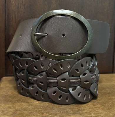 2006 Old Navy Brown Leather Link Belt SzM/33 2-5/8”Wide Made In India EUC - Image 1 of 4