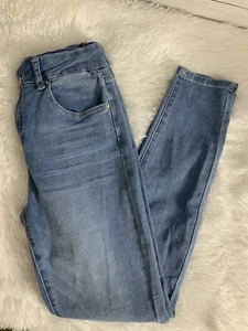 Ashley Madson Light wash High Rise Women's Jeans Size 3 - Picture 1 of 8