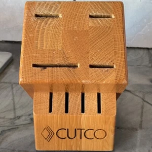 CUTCO 8 Slot Knife Block Honey Oak Wood Includes 4 Steak Knife Slots - Picture 1 of 6