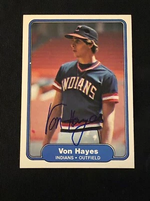 VON HAYES 1982 FLEER ROOKIE SIGNED AUTOGRAPHED CARD #371 CLEVELAND INDIANS - Image 1 of 2
