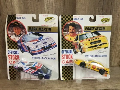 2 CARS 1:43 Road Champs 1992 #4 Ernie Irvan & Mark Martin Colección de coches NUEVO Foto 1 de 4