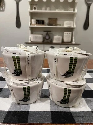 ¡NUEVO! Tazas medidoras de cerámica Rae Dunn Halloween pies de bruja patas muy buen estado magenta Foto 1 de 4