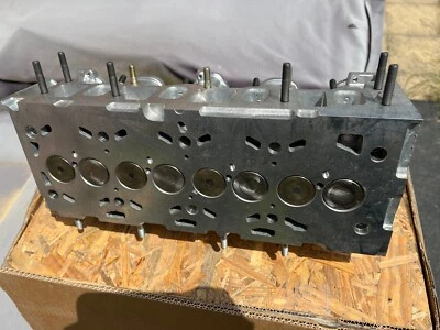 Nueva culata de 8 válvulas ALFA ROMEO 147-156 1.9 JTD completa 71712828 Foto 1 de 4