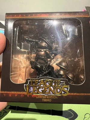 Rare 2011 Teemo Bronze Color Edition Statue – League of Legends Official - Image 1 of 4